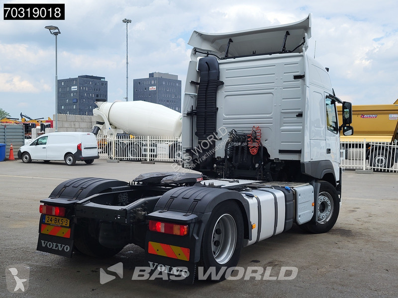 جرار Volvo FM 370 FM 4X2 -Truck APK 04-2027
