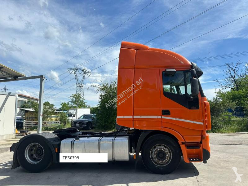 Iveco 480 tractor unit