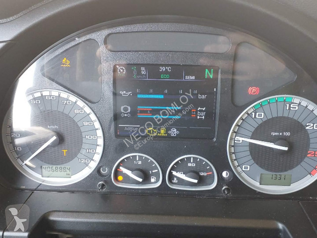Iveco Stralis AS440S49T/P tractor unit