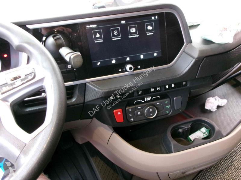 جرار DAF XG  FT 4X2