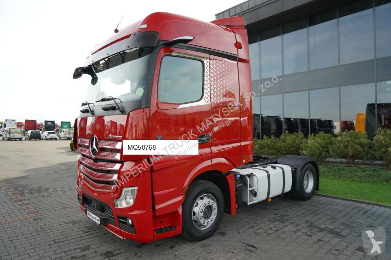 جرار Mercedes 1845