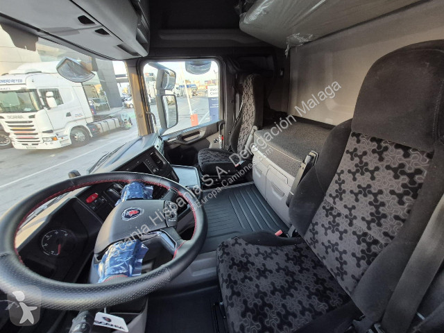 جرار Scania R 500 A4x2NB