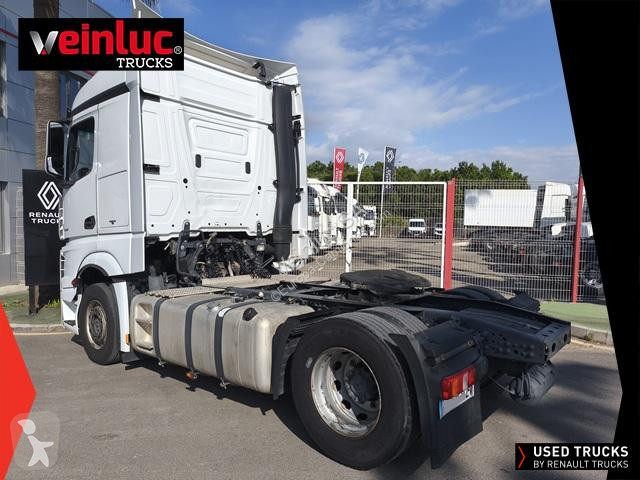 جرار  Actros 18..