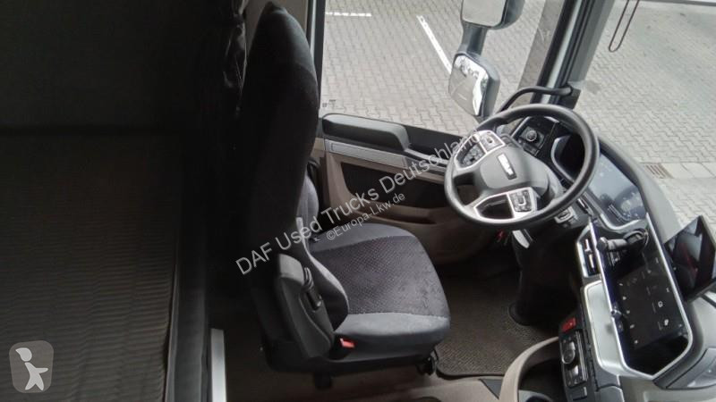 جرار DAF XG  FT 4X2