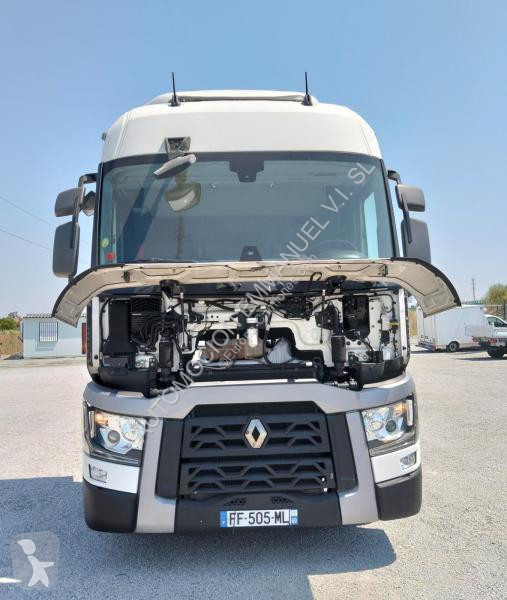 جرار Renault 480