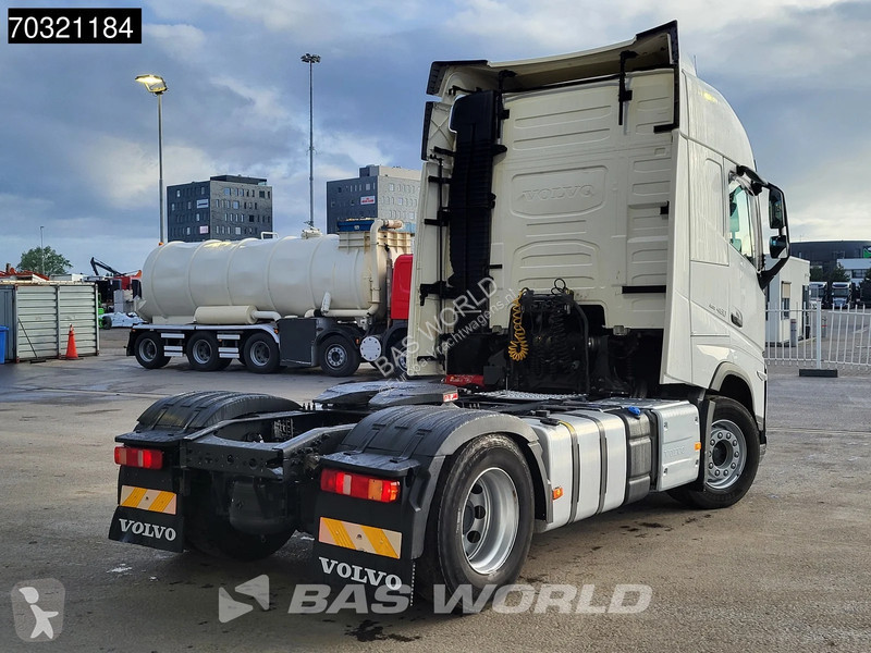 جرار Volvo FH 460 4X2 VEB+ 2xTanks