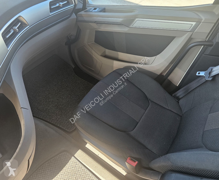 جرار DAF XG  FT 4X2