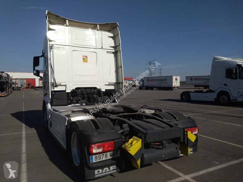 Тягач DAF XFn  FT 4X2