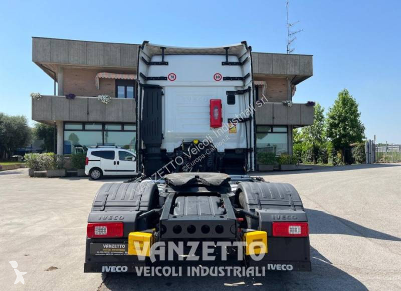 جرار Iveco