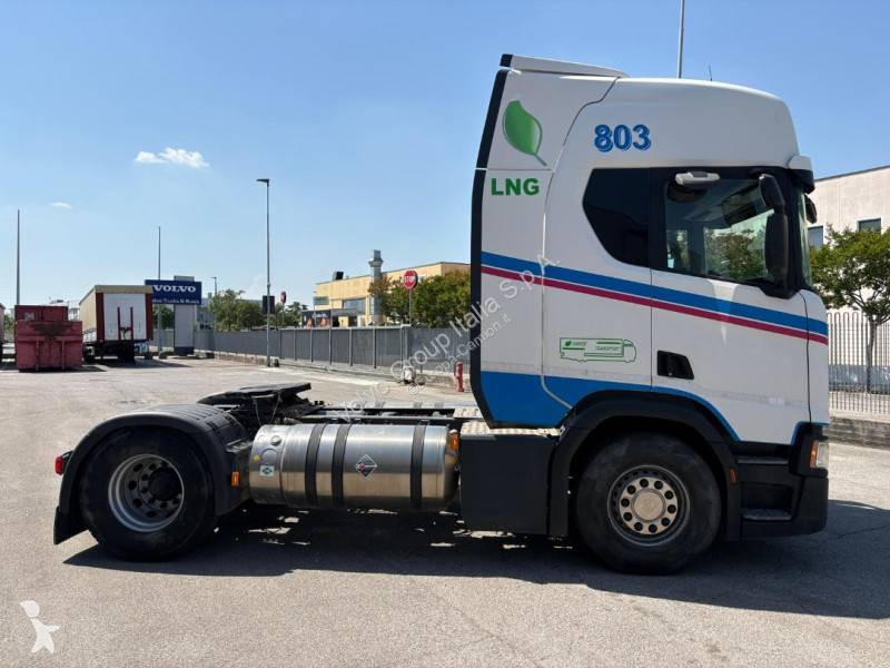 جرار Scania