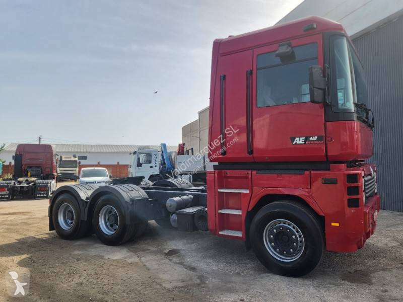 جرار Renault