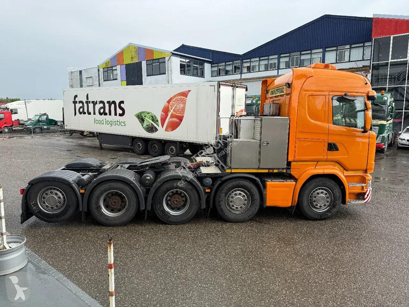 جرار Scania 490 10X4 EUO 6