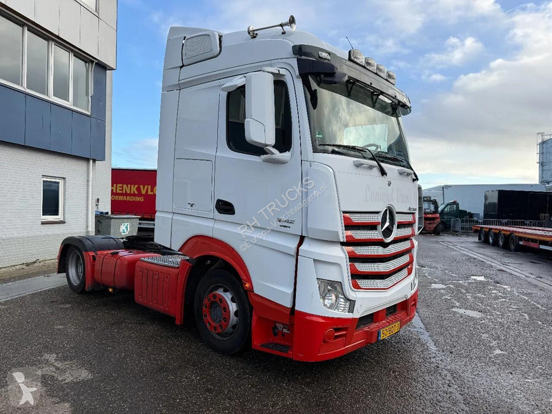 Trekker Mercedes 1842 4X2 MEGA + LIFTING DISH...