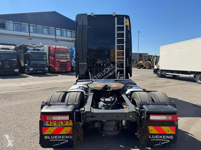 Trekker Volvo 460 4X2 EURO 6 MEGA
