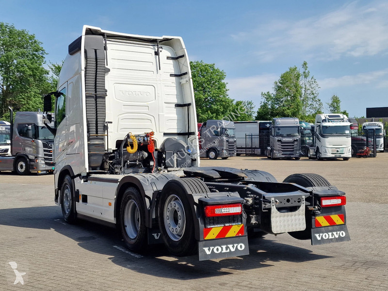 جرار Volvo 13500 Globetrotter XL 6x2 - Retarder...