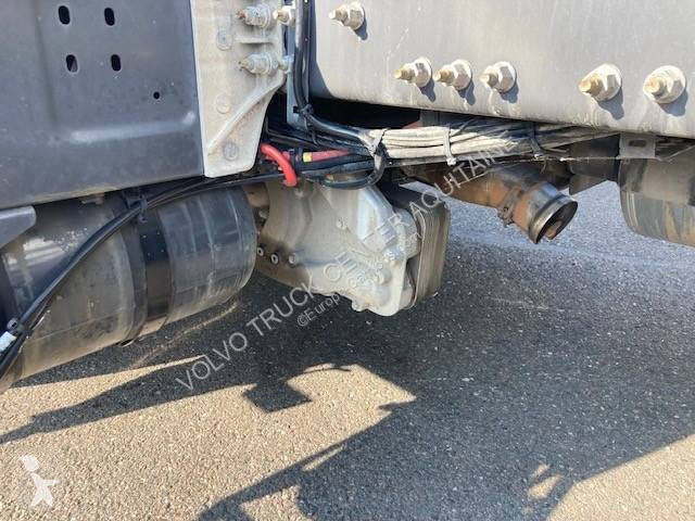 جرار Volvo