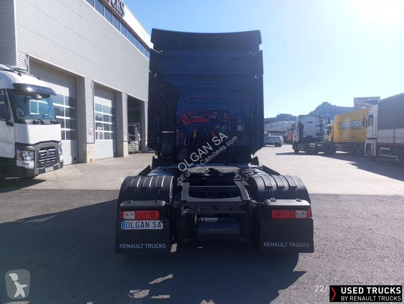 Cabeza tractora Renault