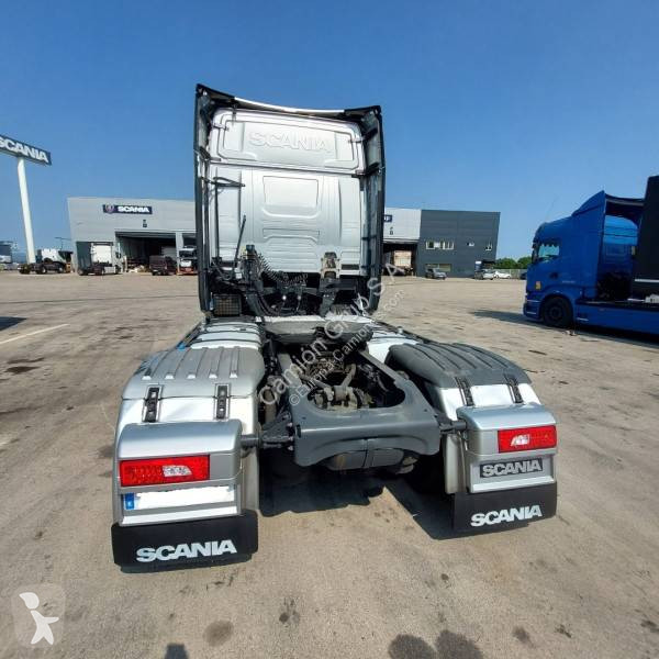 جرار Scania