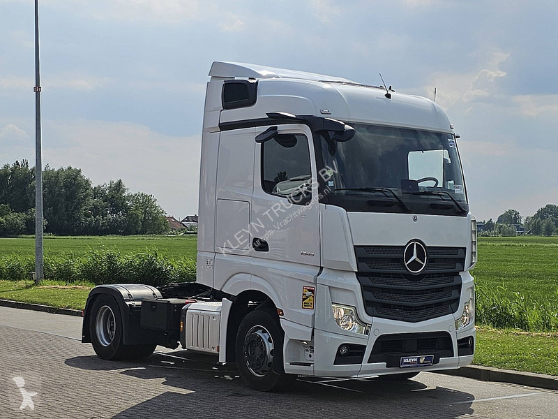 جرار Mercedes ACTROS 1845