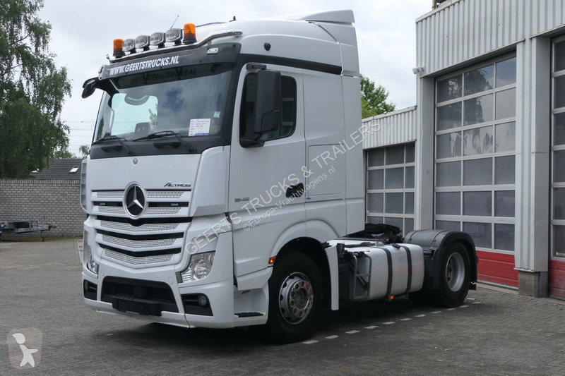 Trekker Mercedes 1945 | Hydraulic | Retarder |...