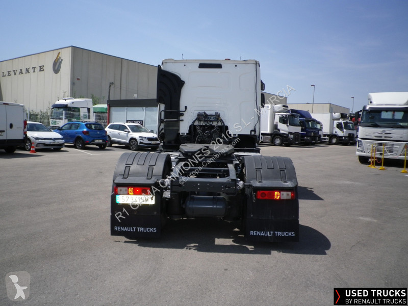 جرار Renault