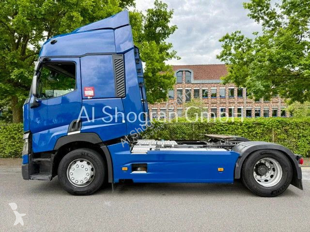 جرار Renault T460...