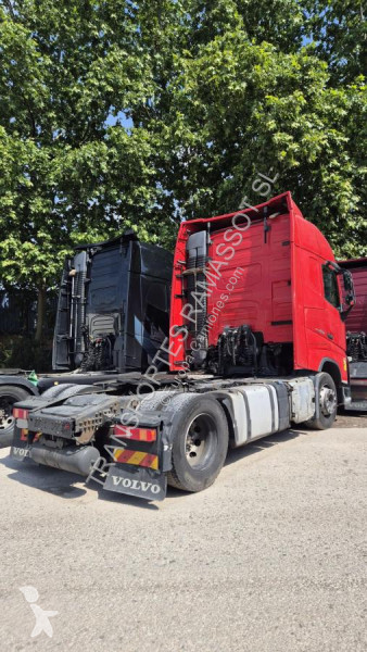 جرار Volvo 460 FH
