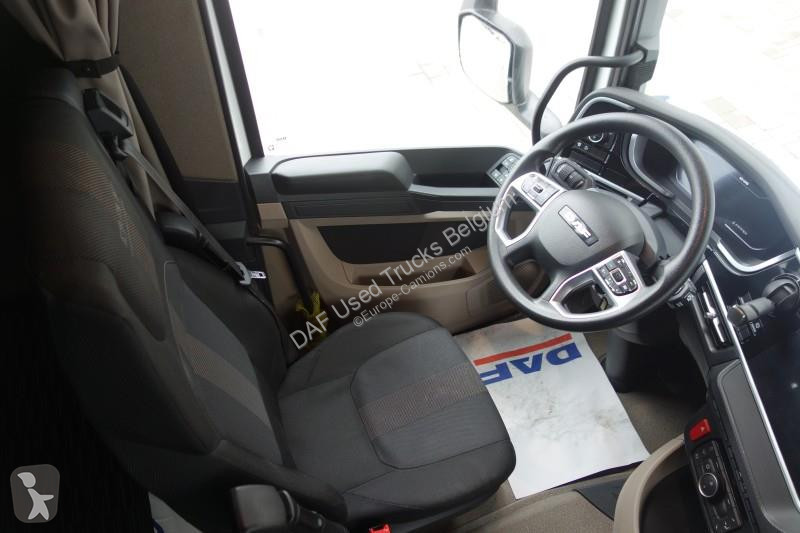 جرار DAF XG  FT 4X2