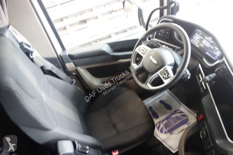 جرار DAF XG  FT 4X2