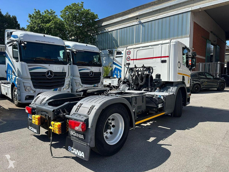 جرار Scania 410