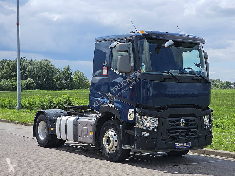 جرار Renault C 440