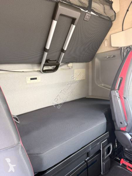 جرار Volvo