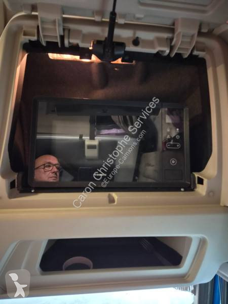 جرار Iveco