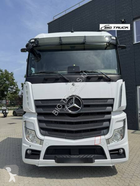 جرار Mercedes