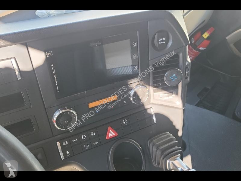 جرار Mercedes II 1842 StreamSpace 2.3m 6