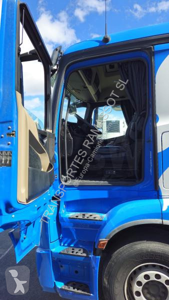 Mercedes Z2558 BLUTEC 6 tractor unit