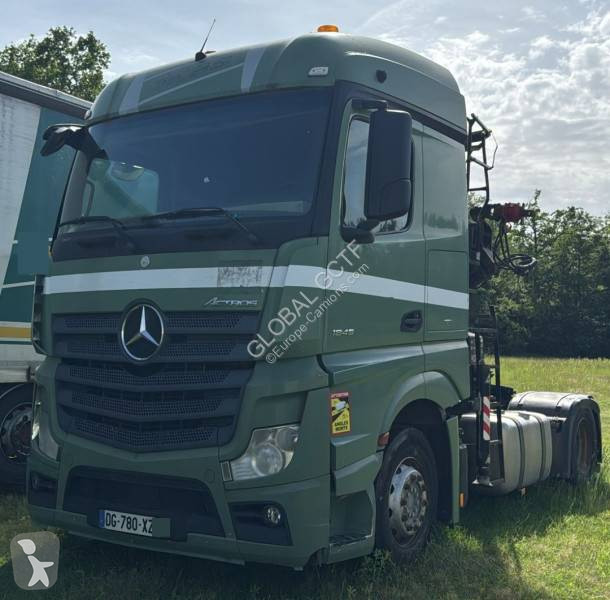 جرار Mercedes