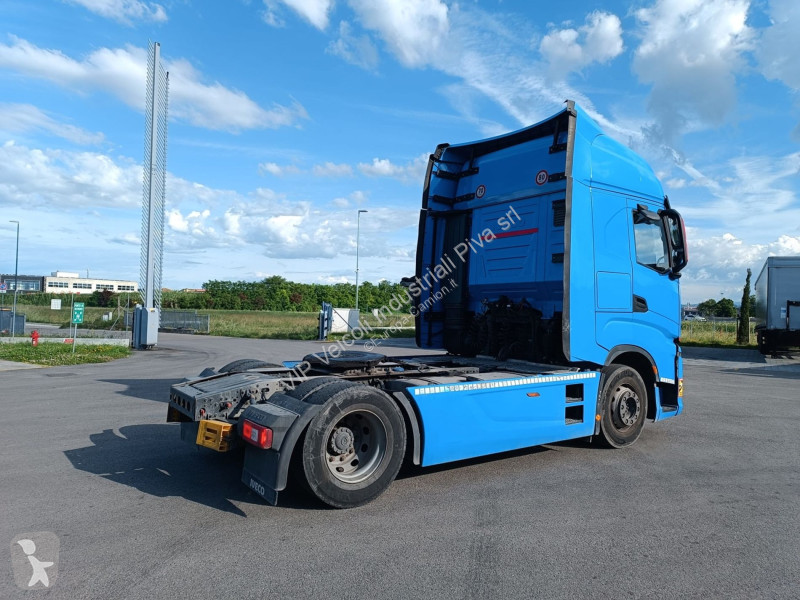 Iveco 510 tractor unit