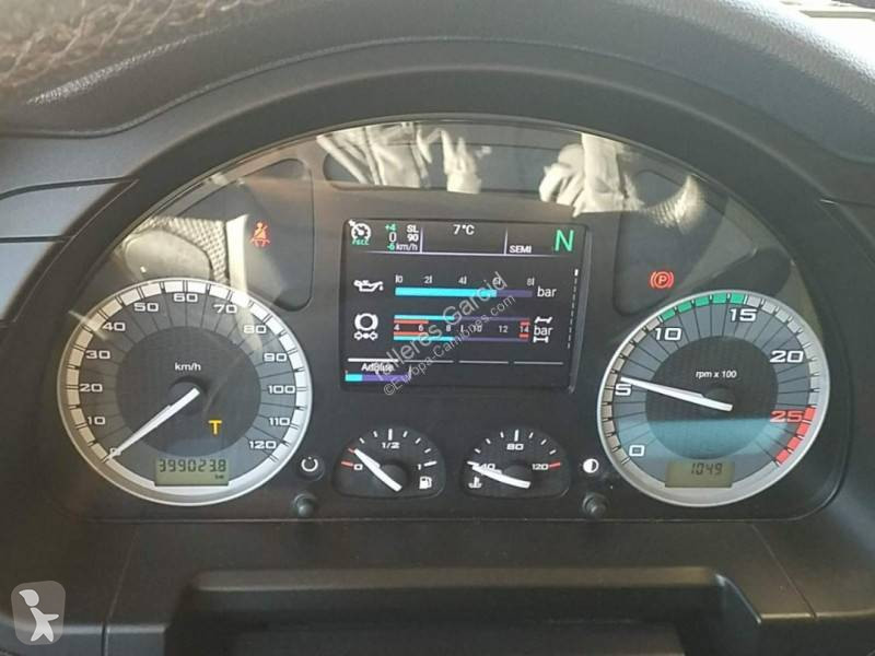 جرار Iveco