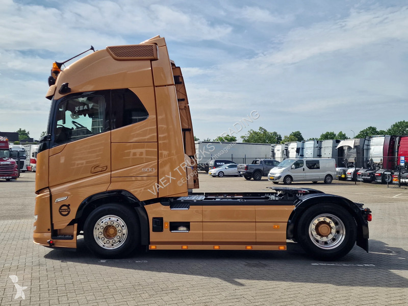 Traktor Volvo 13500 Aero Globetrotter XL 4x2 -...