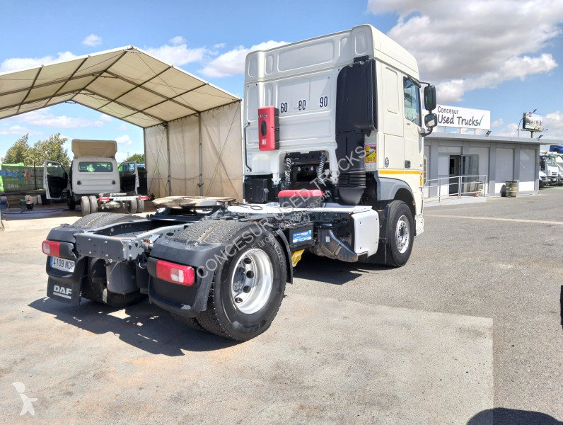 Cabeza tractora DAF  480
