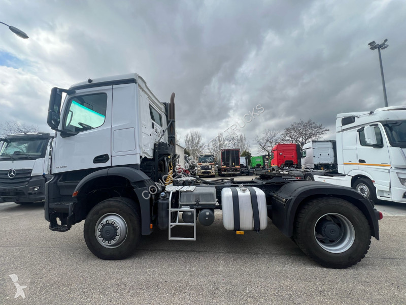 جرار Mercedes  2045 AS 4X4
