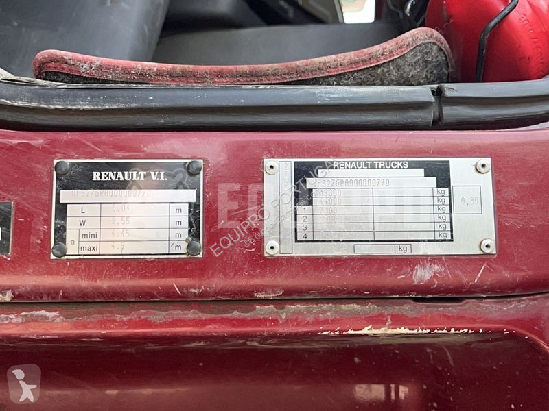Tractor Renault 440