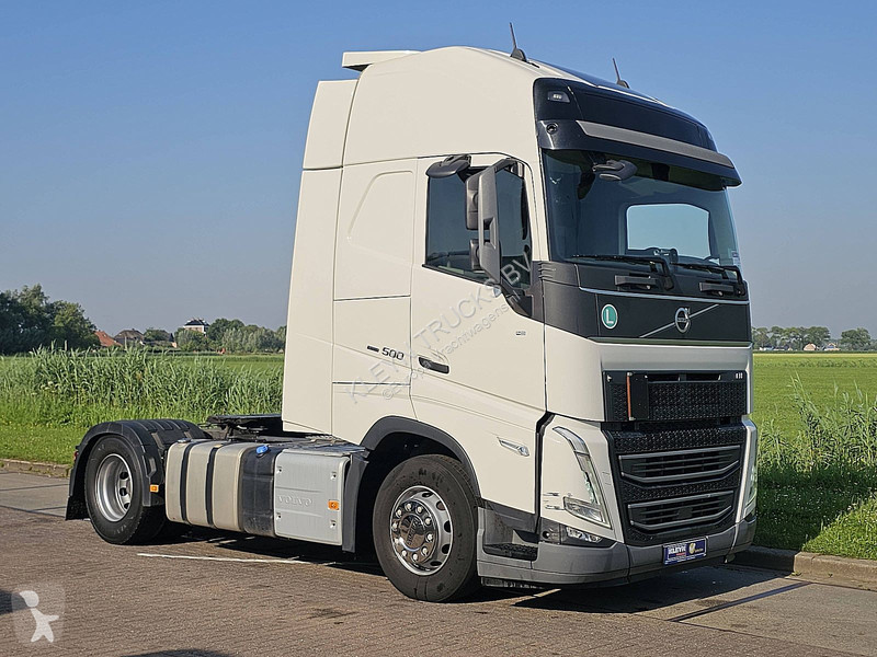 Cap tractor Volvo 500 XL