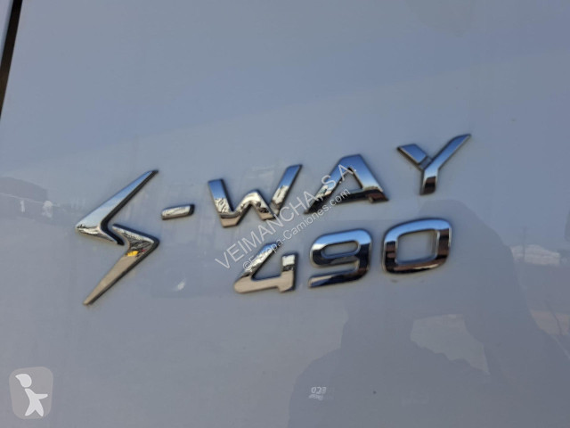 جرار Iveco Stralis AS440S49T/P