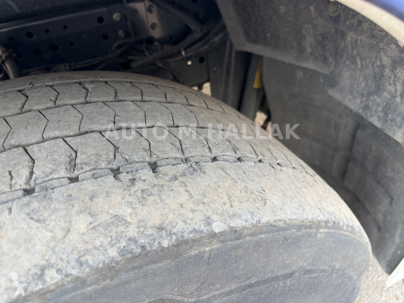 Iveco AS440T 400 NP LNG Retarder 2x AC tractor...
