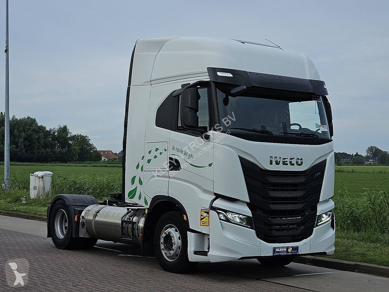 جرار Iveco AS440S46 LNG