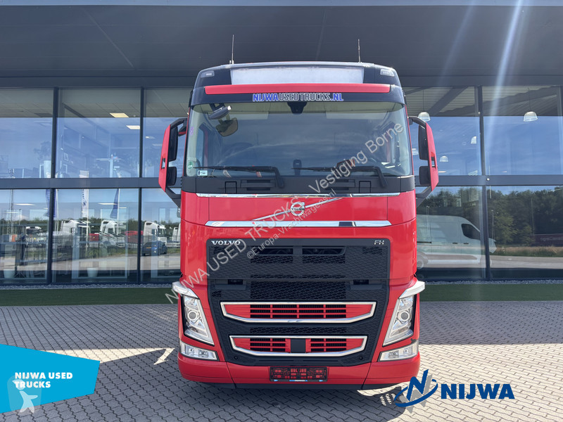 جرار Volvo FH 460 4x2 PTO + WRC