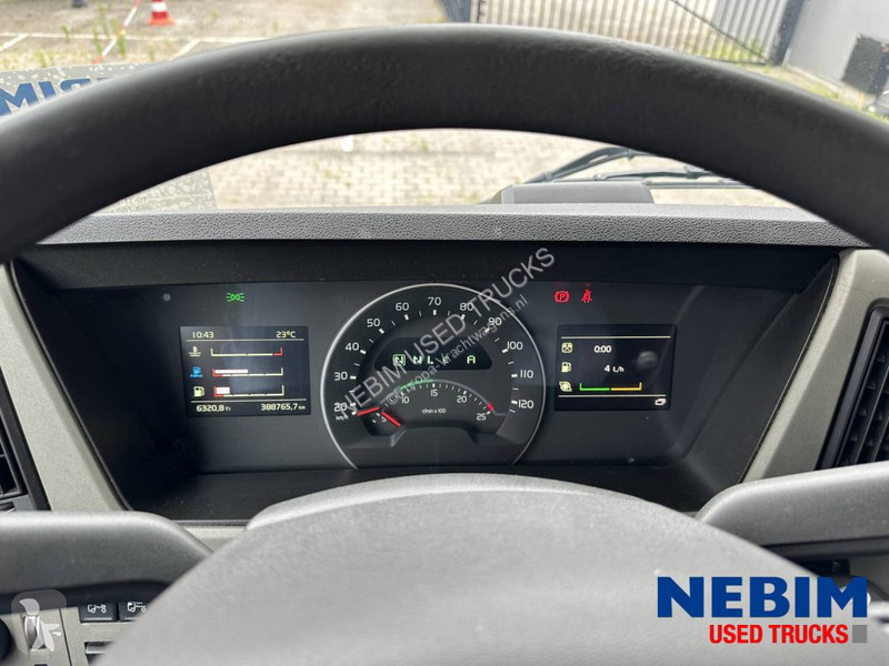 جرار Volvo - 388.765km - Volvo Dynamic Steering