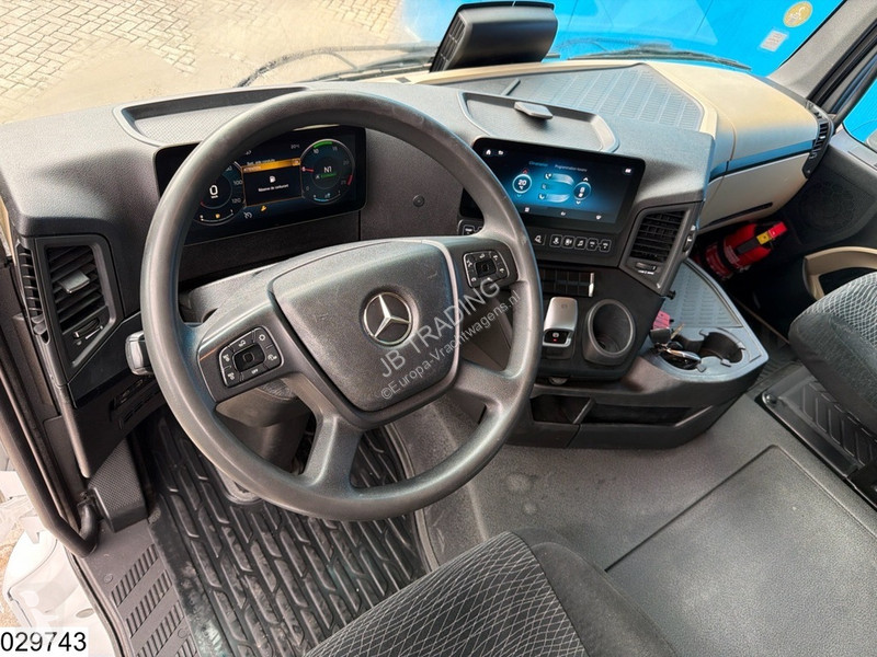 Tracteur Mercedes 1845 EURO 6
